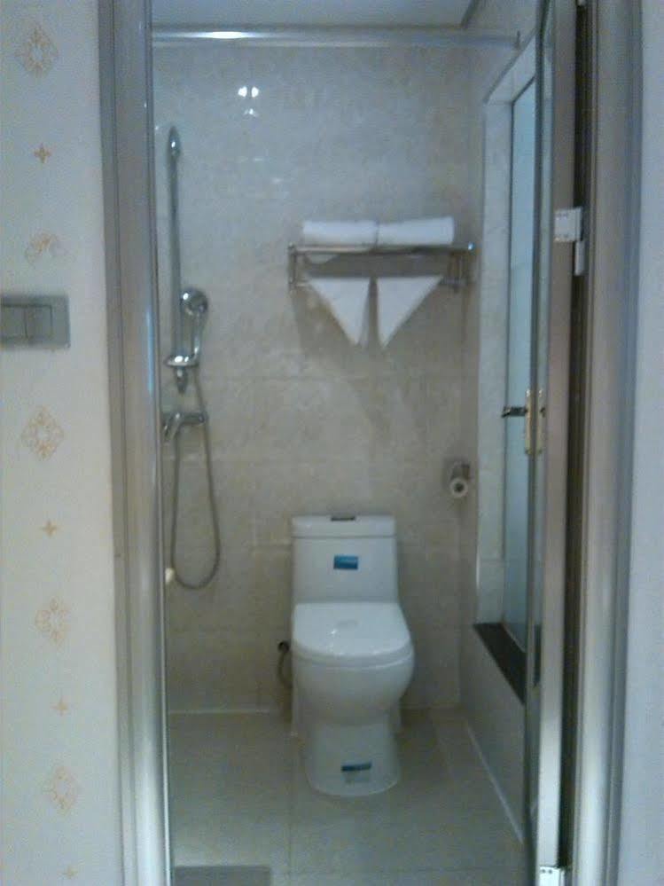 Longwang Business Hotel Liuzhou المظهر الخارجي الصورة