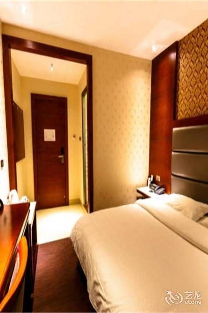 Longwang Business Hotel Liuzhou المظهر الخارجي الصورة